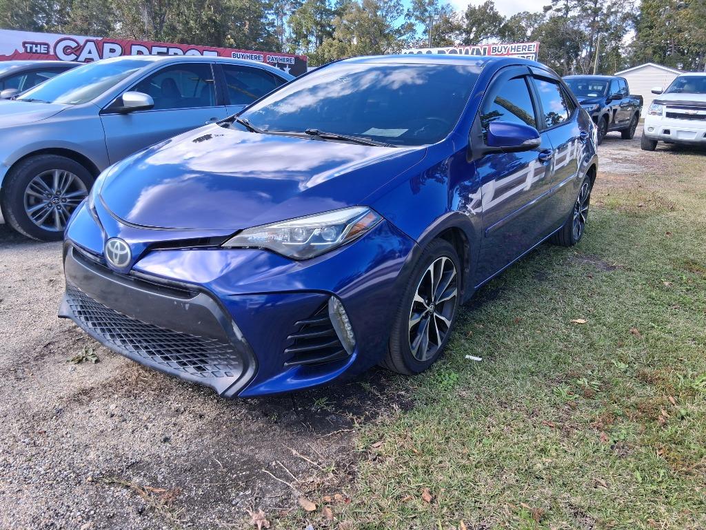 2017 Toyota Corolla SE's photo