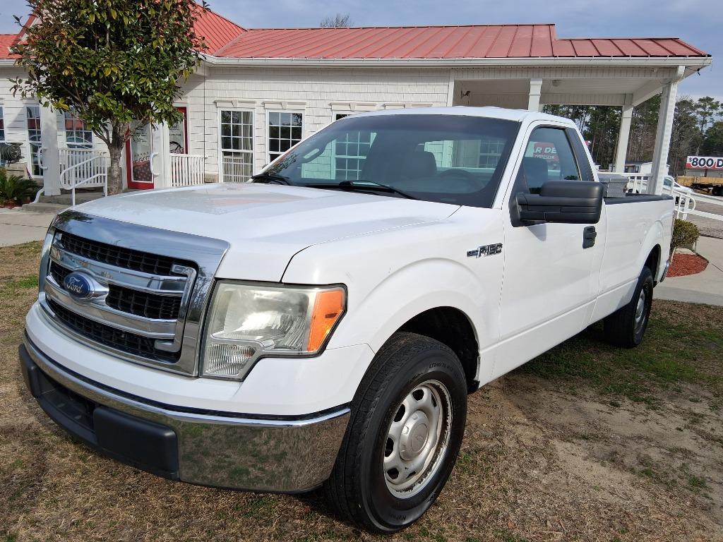 2014 Ford F-150 XL Regular Cab 145-in's photo